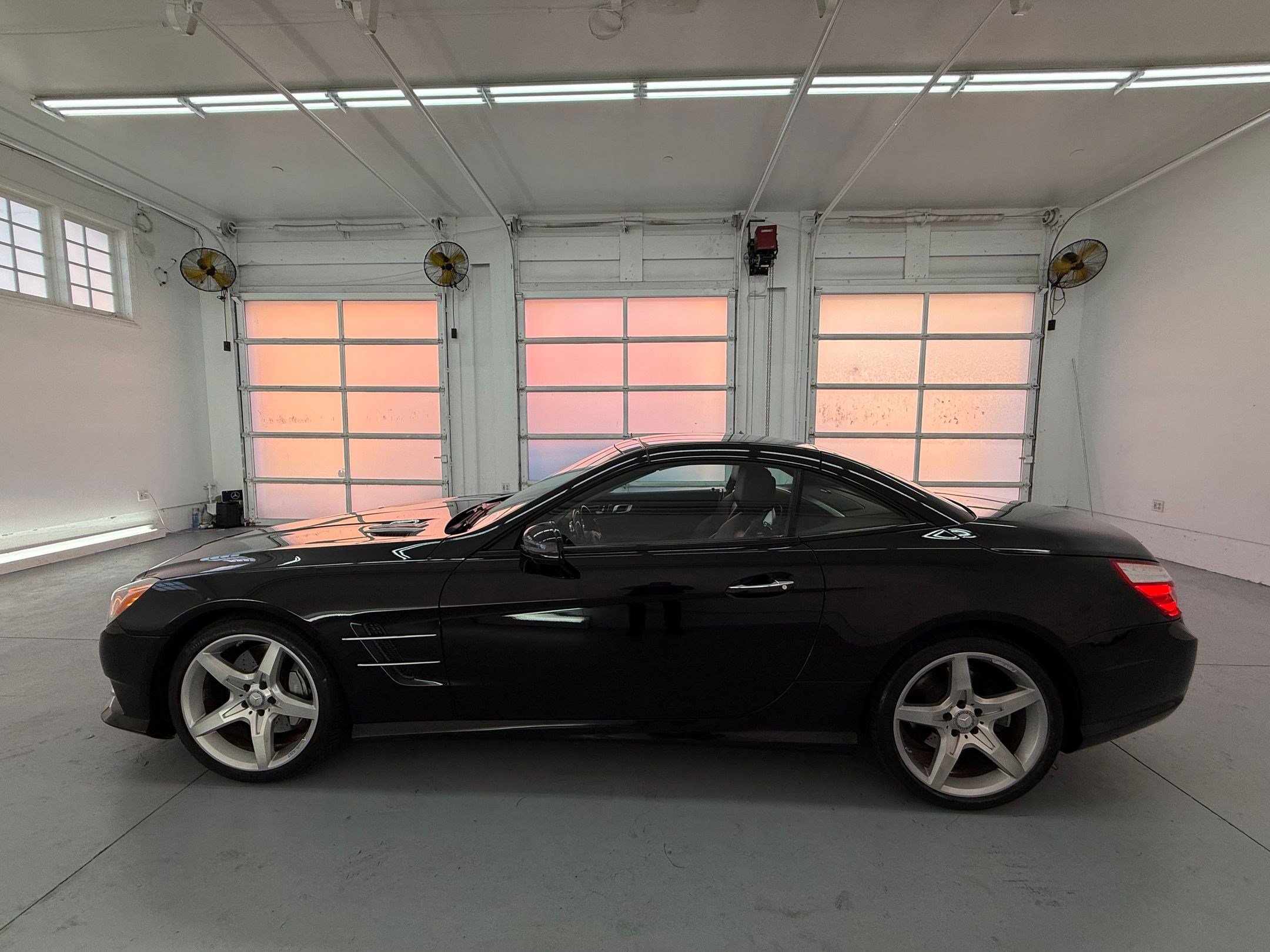 2013 Mercedes Benz SL 550 photo 2