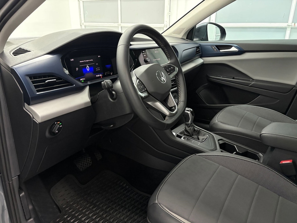 Used 2022 Volkswagen Taos SE SUV