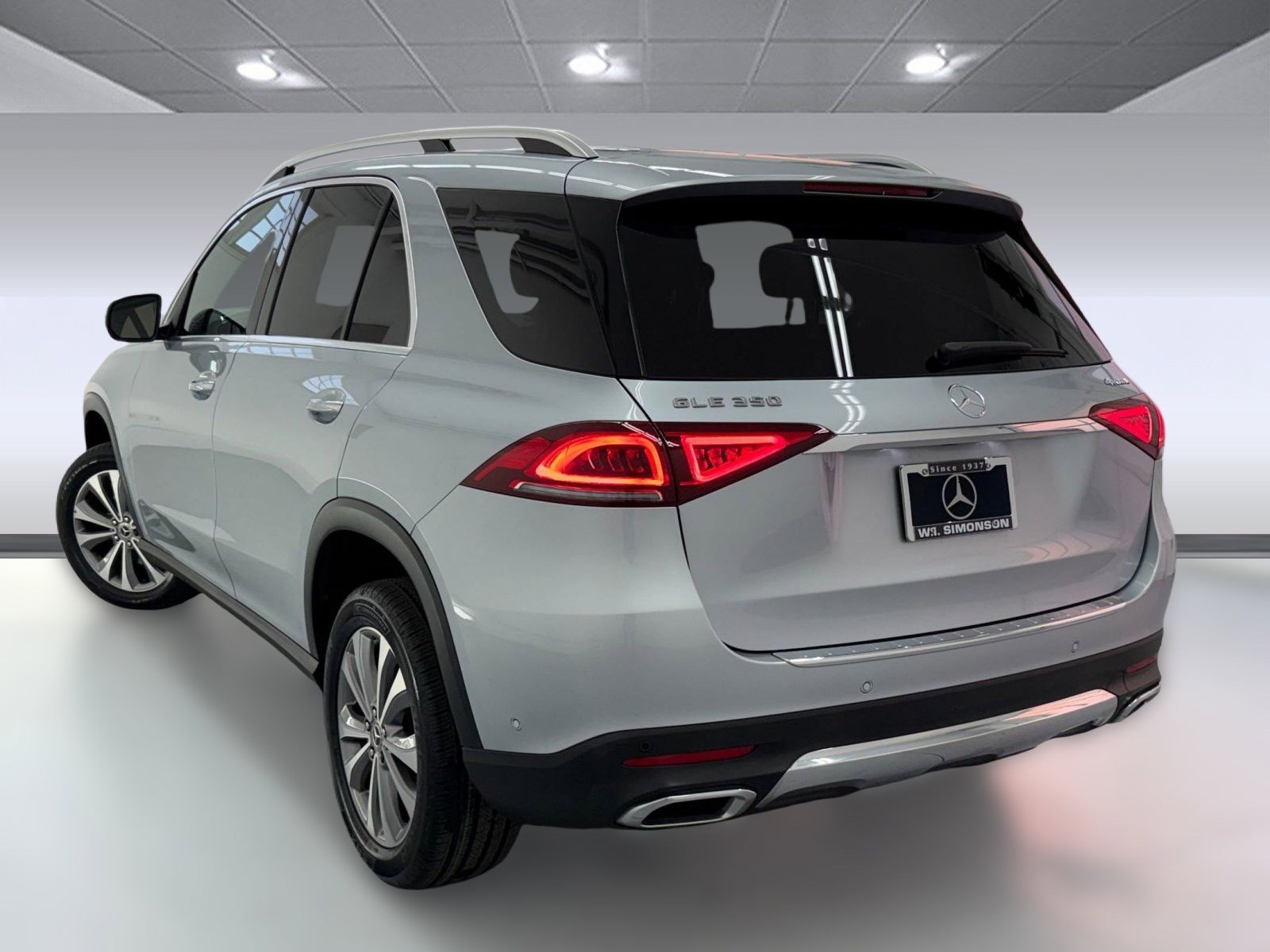 2022 Mercedes Benz GLE 350 4MATIC photo 3