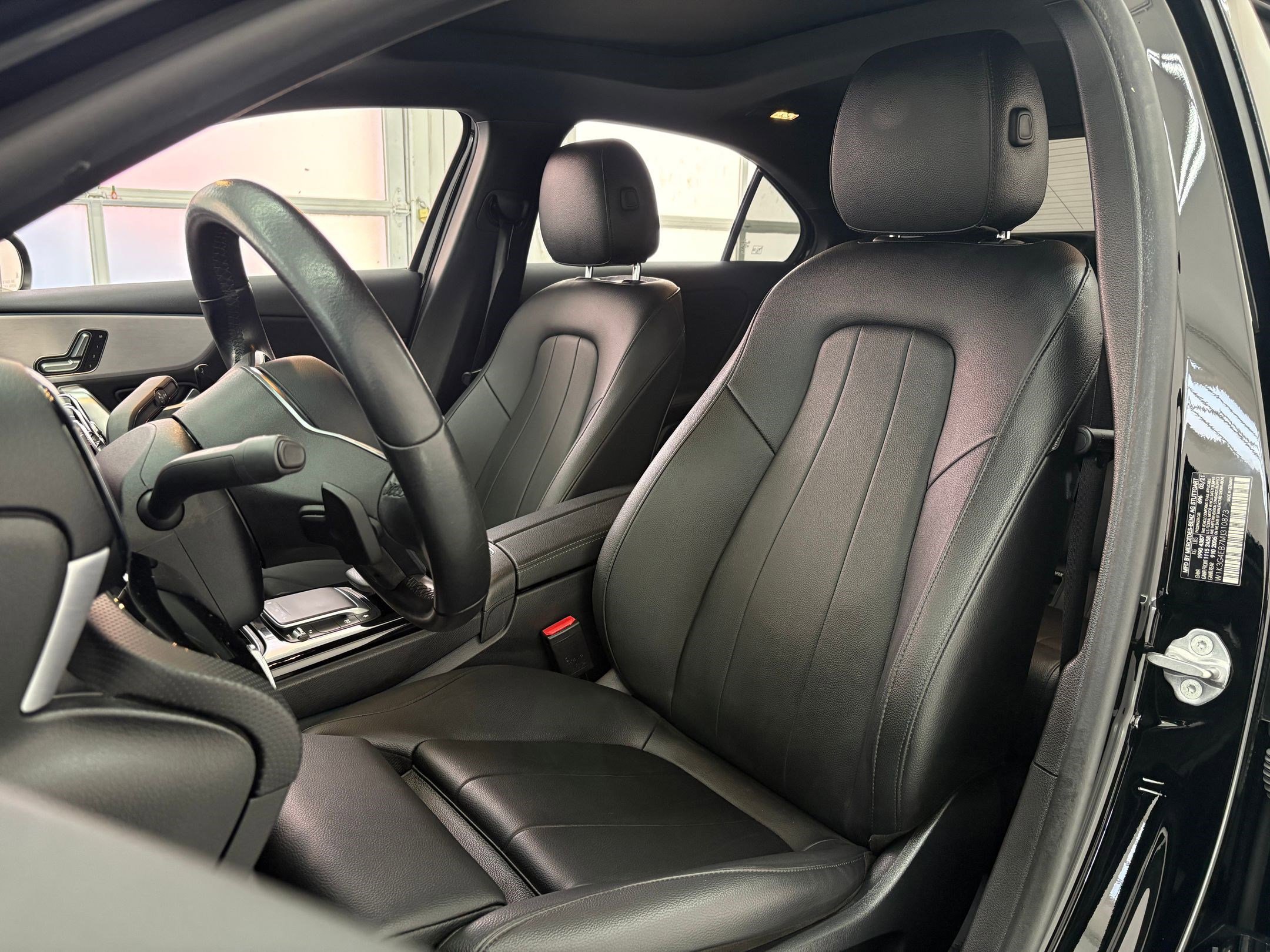 2021 Mercedes Benz A 220 photo 4