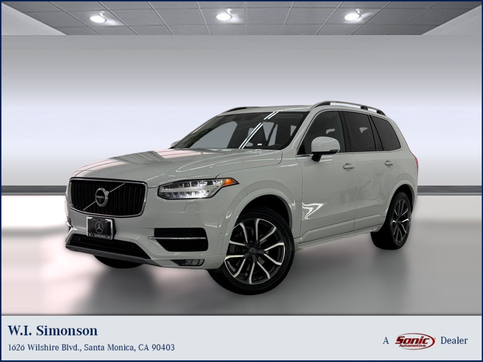 2017 Volvo XC90 Momentum