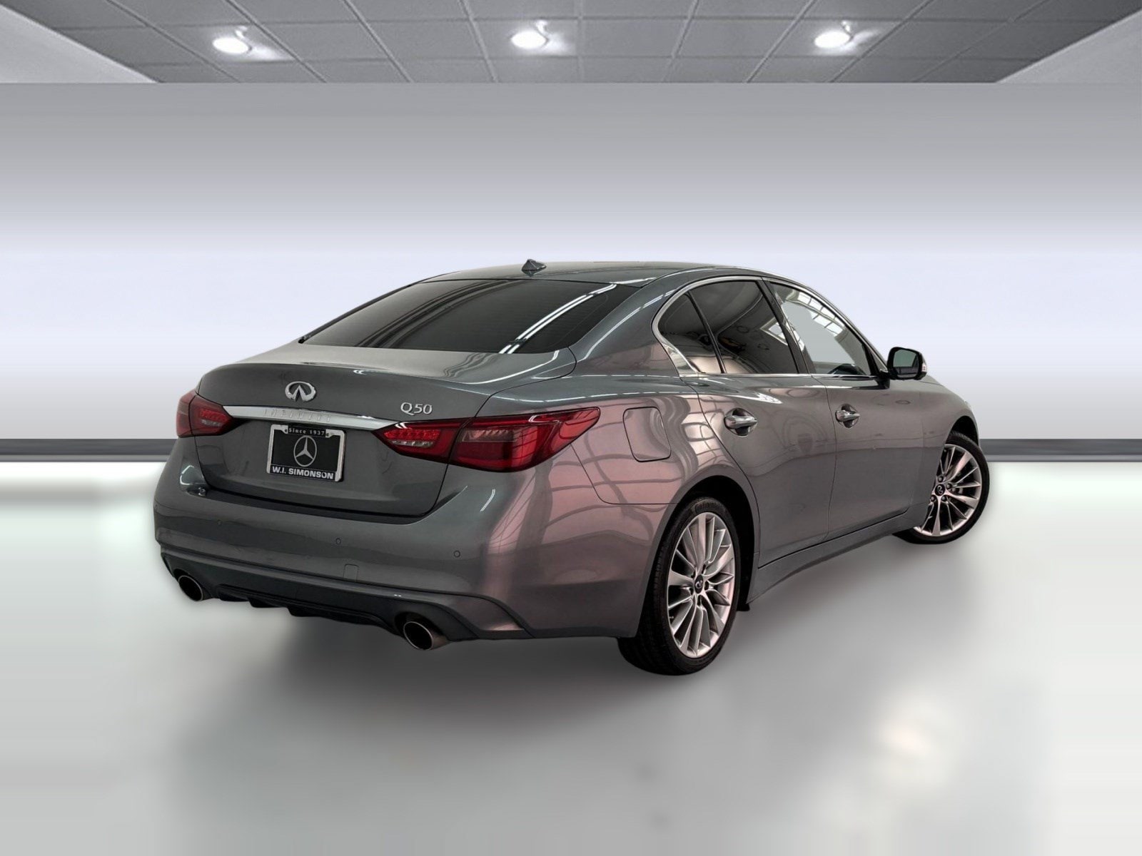 Q50 LUXE Sedan