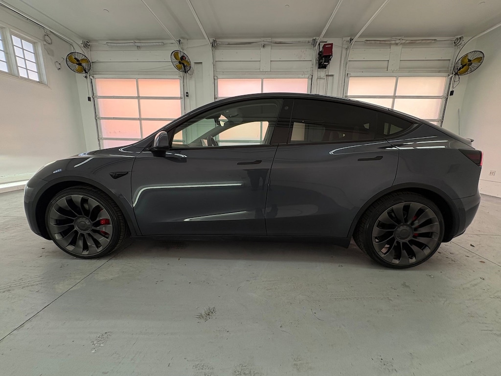 Used 2022 Tesla Model Y Performance SUV