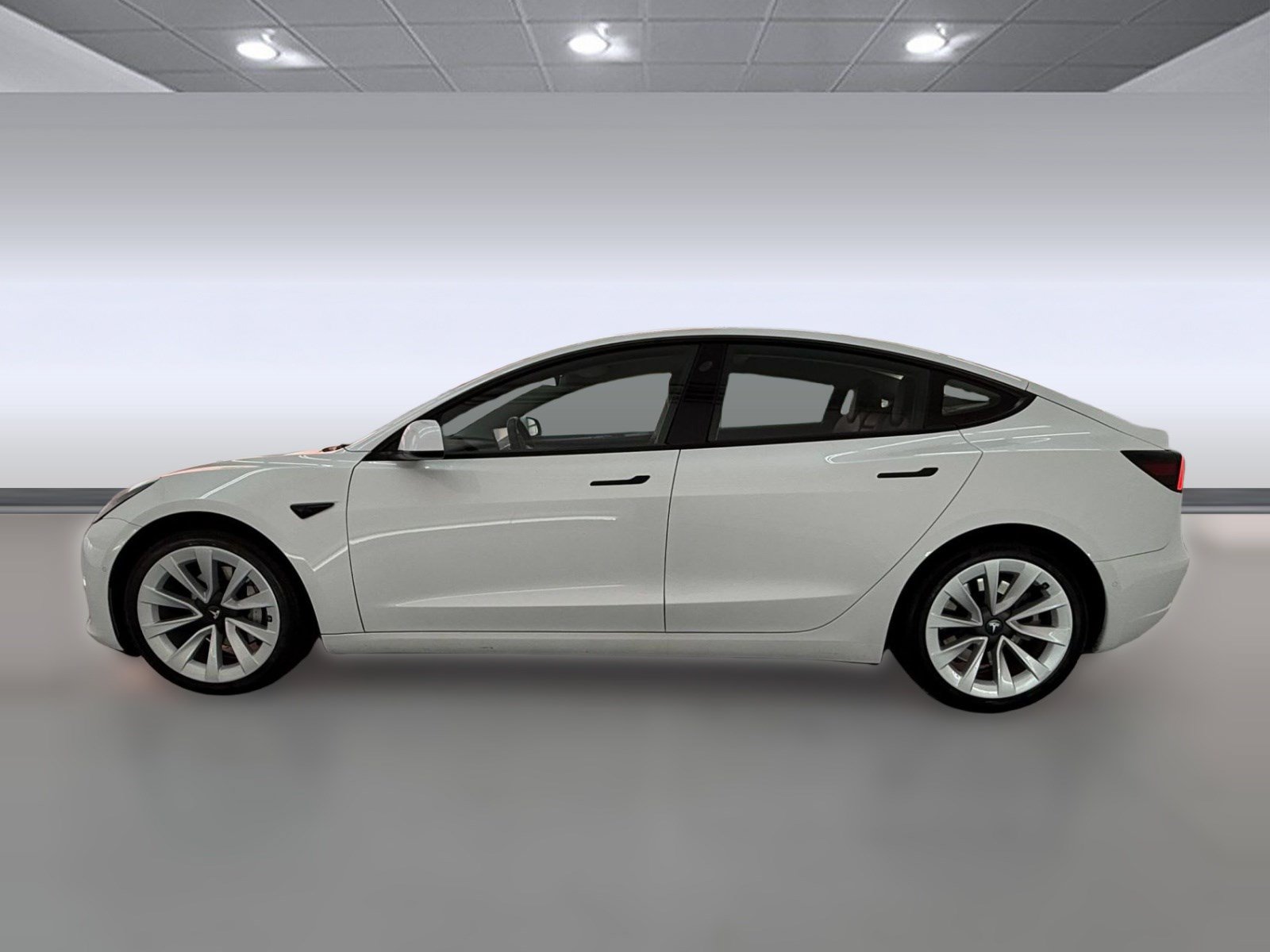 Used 2022 Tesla Model 3 Long Range with VIN 5YJ3E1EB2NF208551 for sale in Santa Monica, CA