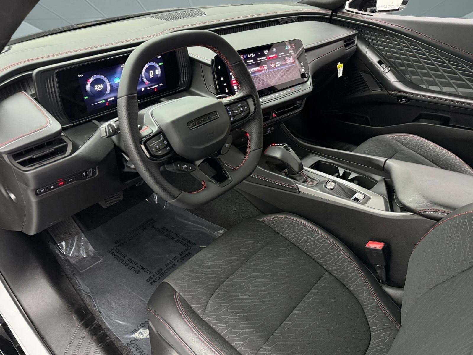 2025 Dodge Charger R/T photo 4