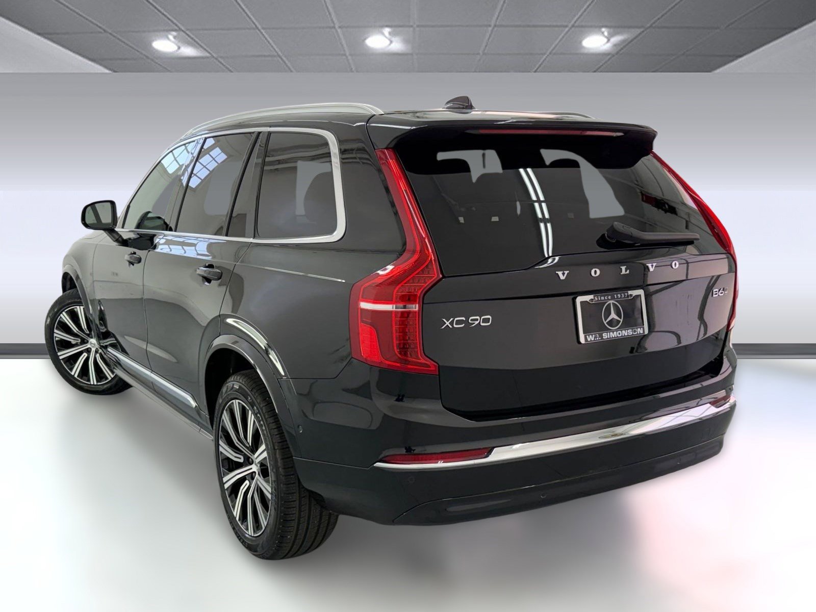 2025 Volvo XC90 Plus photo 3