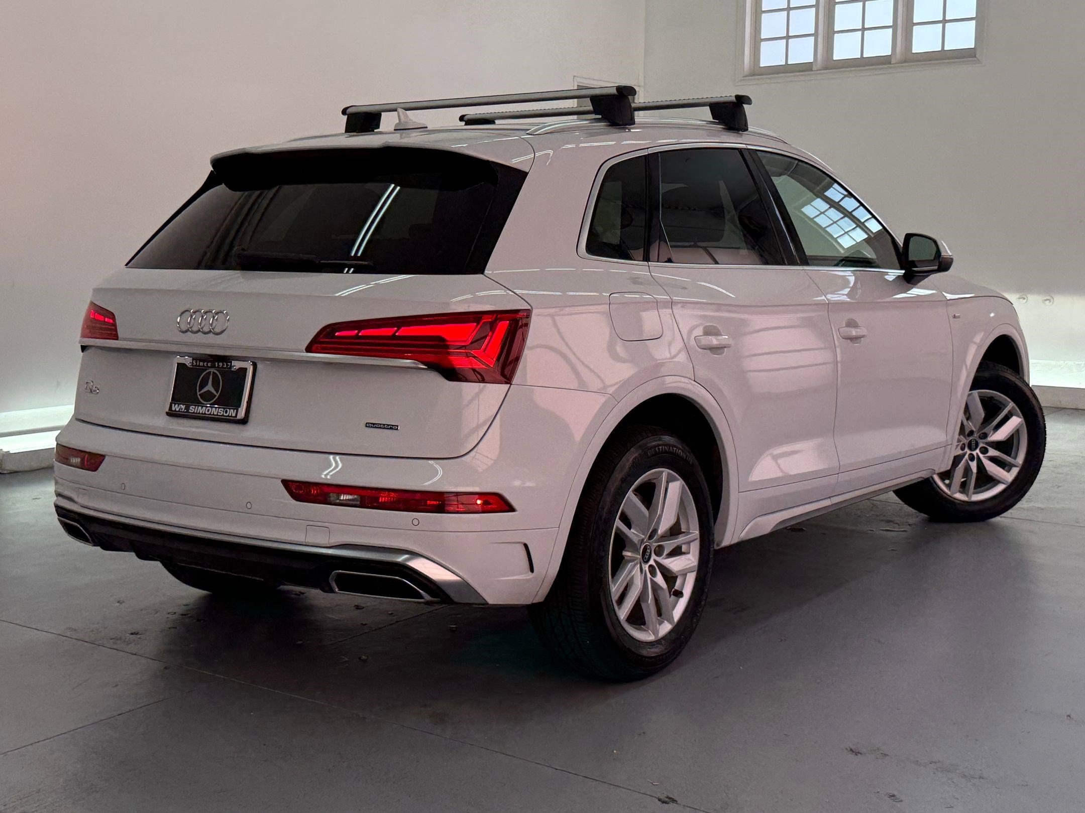 2022 Audi Q5 S line Premium photo 3