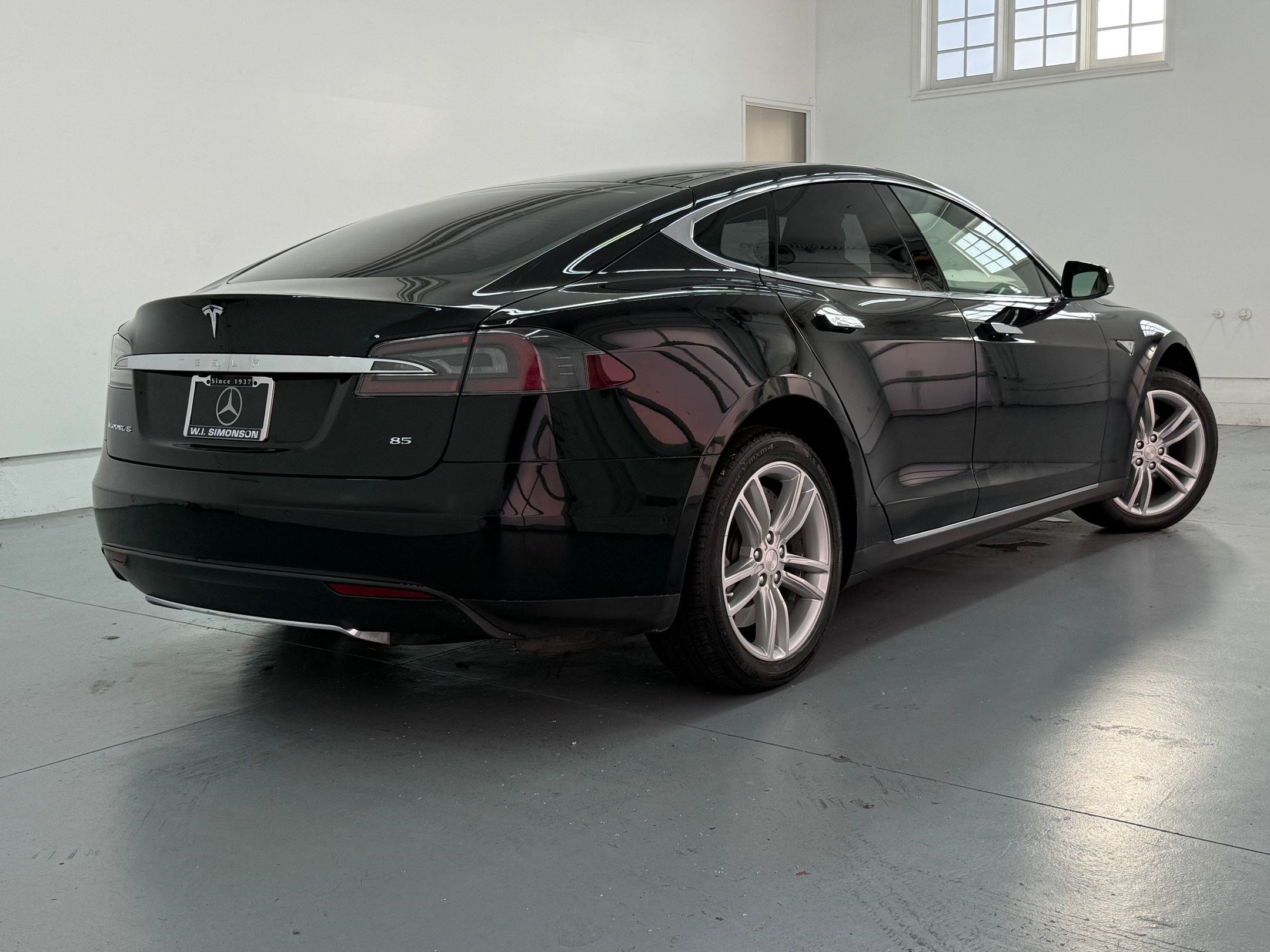 Model S P85 Sedan
