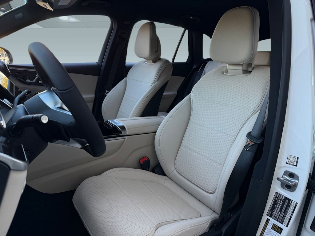 New 2026 Mercedes-Benz GLC 300  SUV