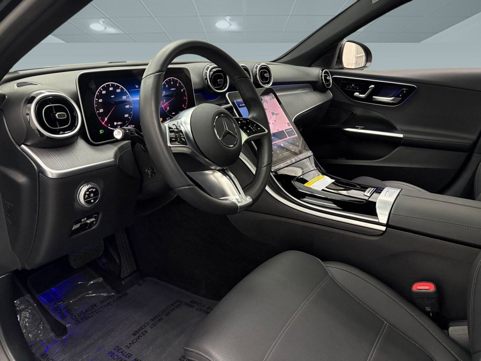 2025 Mercedes Benz C 300 Sedan photo 4