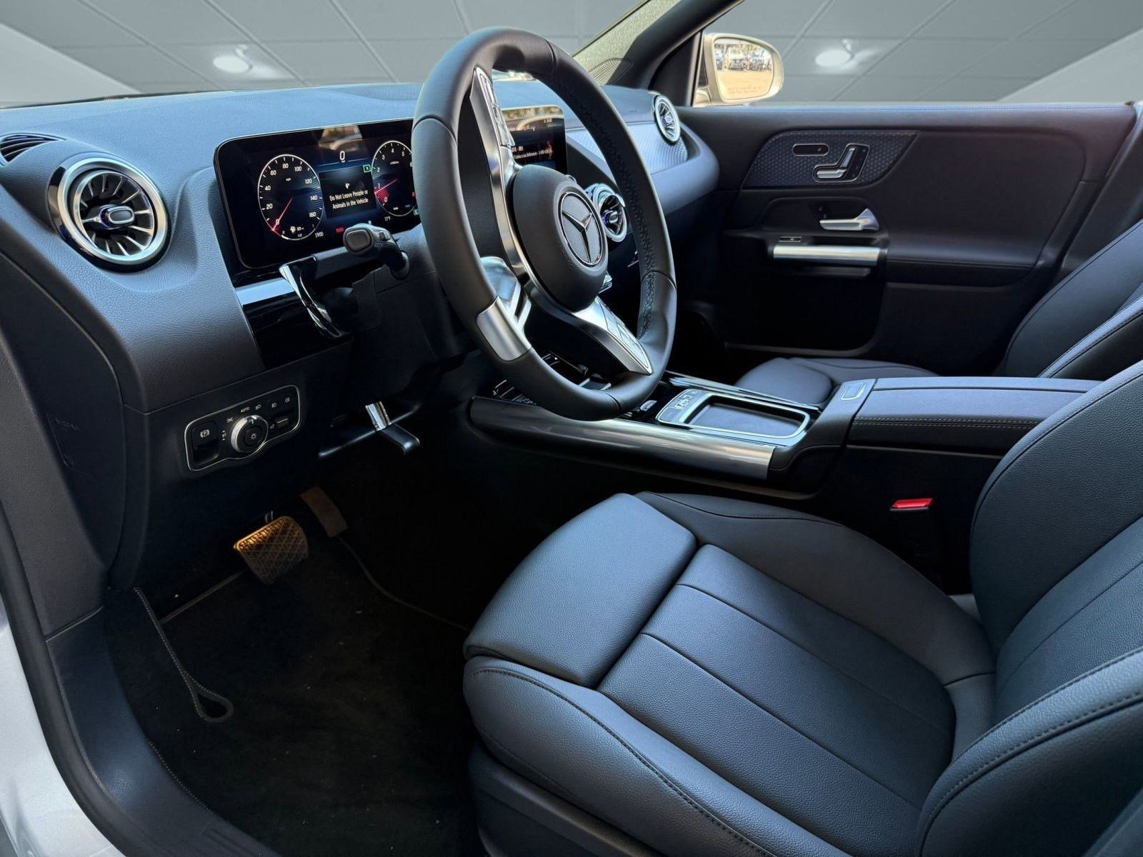 2026 Mercedes Benz GLA 250 photo 3