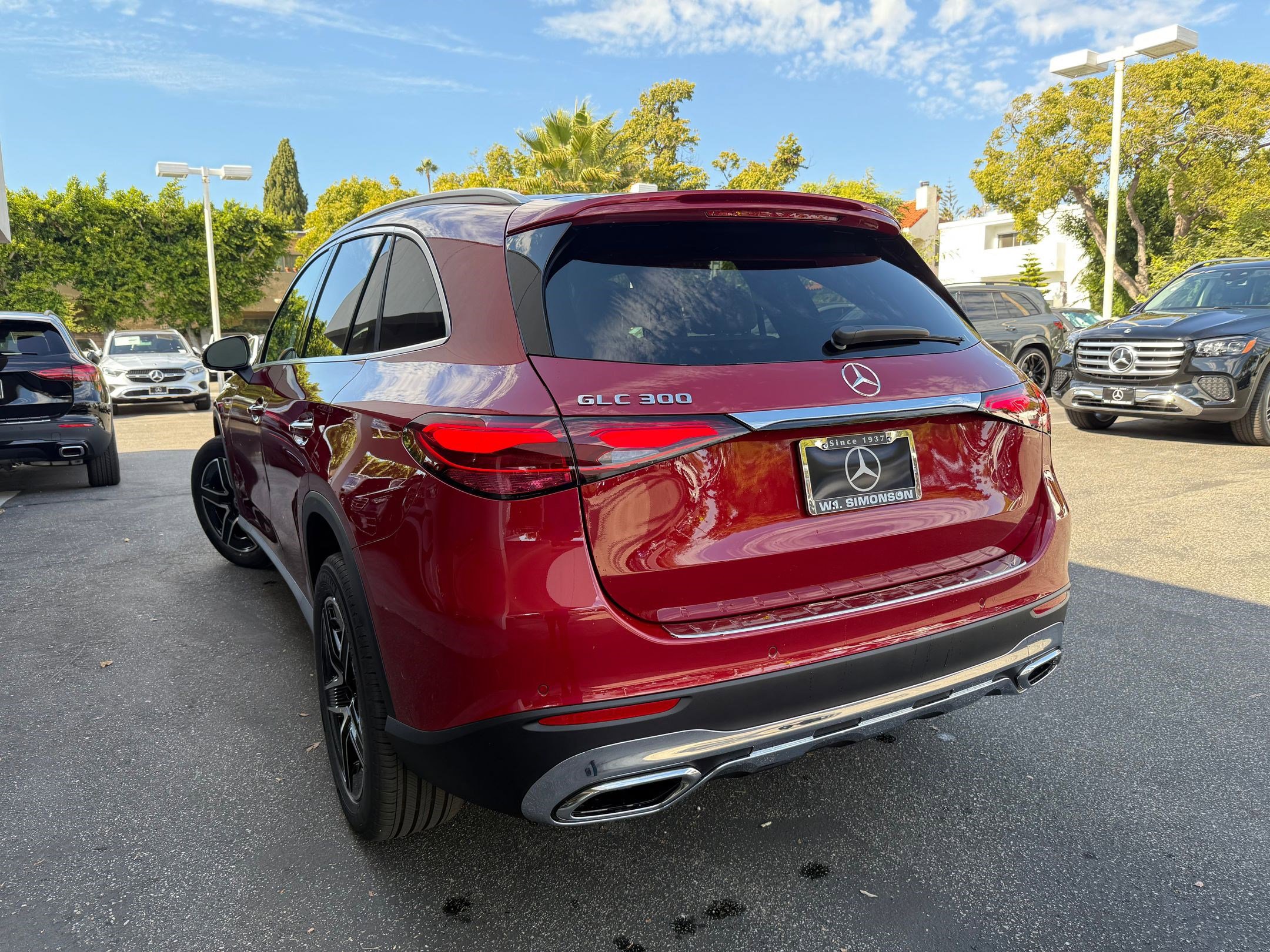 2026 Mercedes Benz GLC 300 photo 2