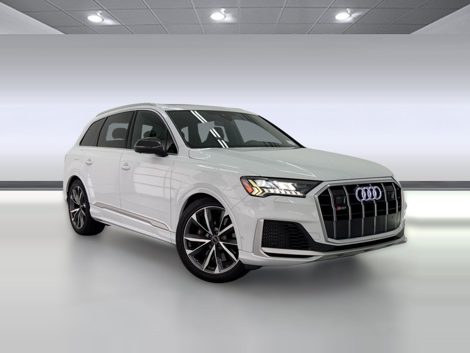 SQ7 Prestige SUV