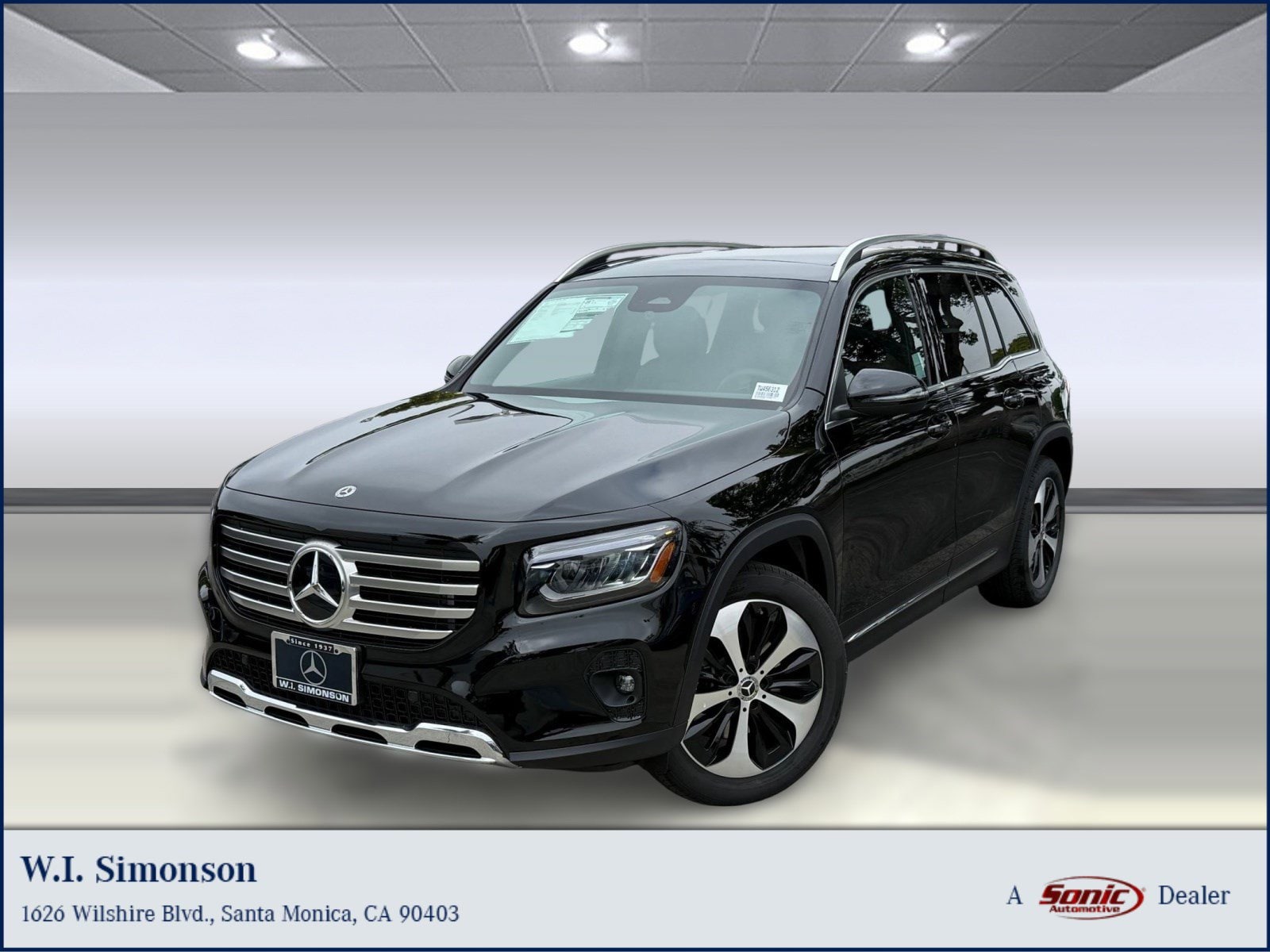 2026 Mercedes-Benz GLB Base's photo