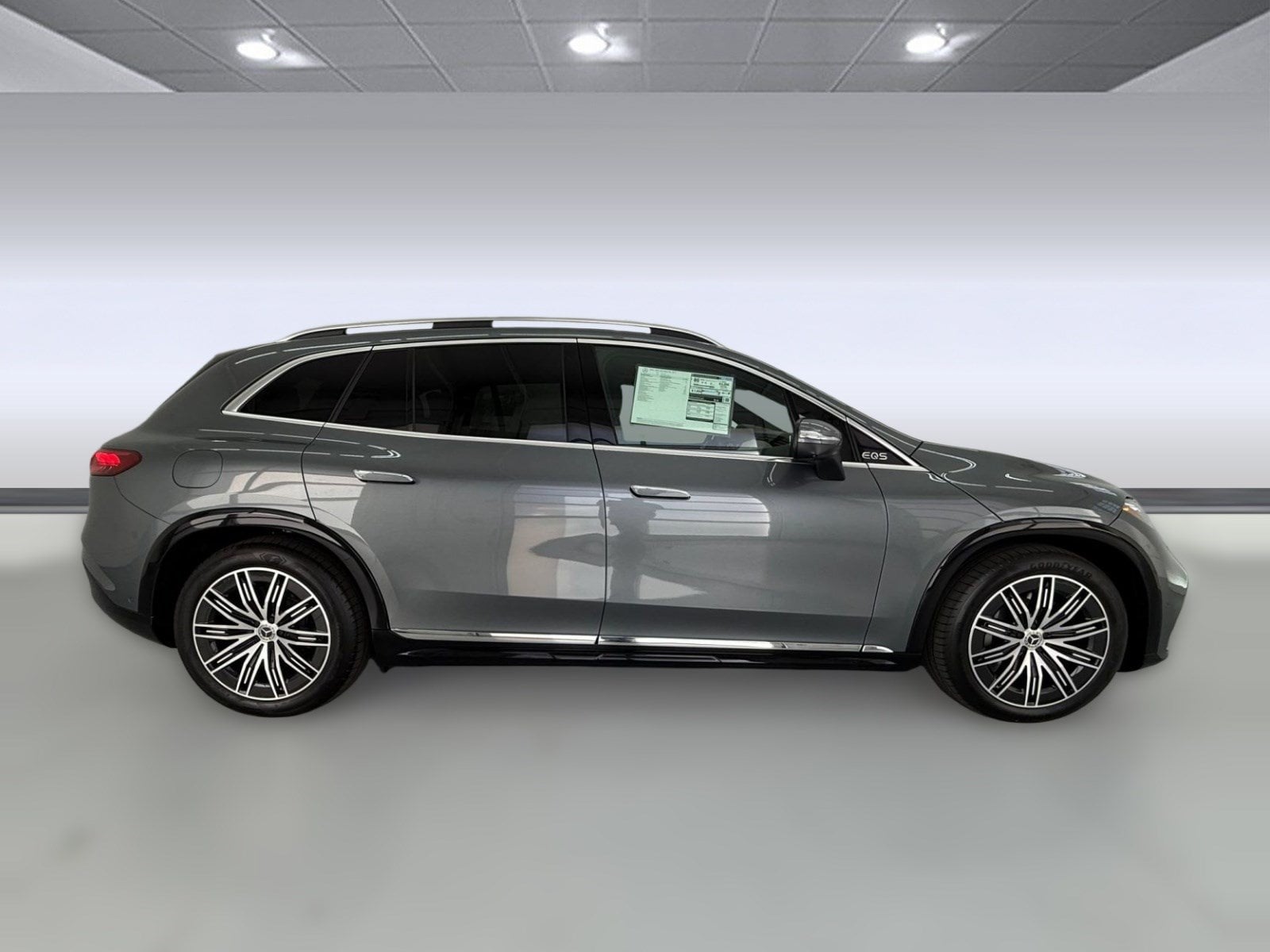 EQS 550 Base SUV