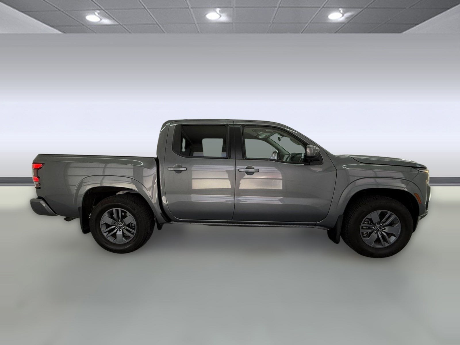 2025 Nissan Frontier SV photo 6