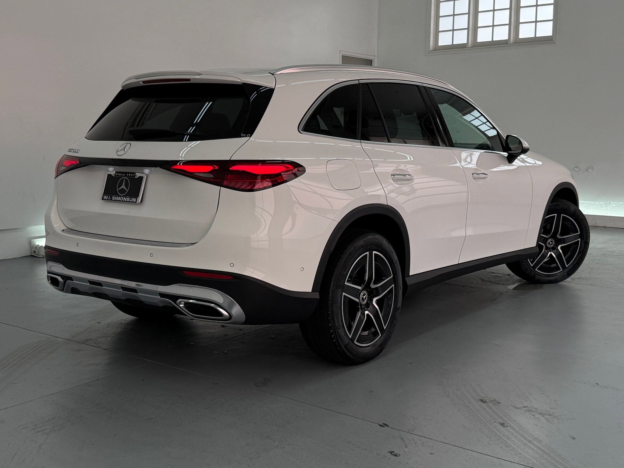 2026 Mercedes-Benz GLC 300 GLC 300 photo 3