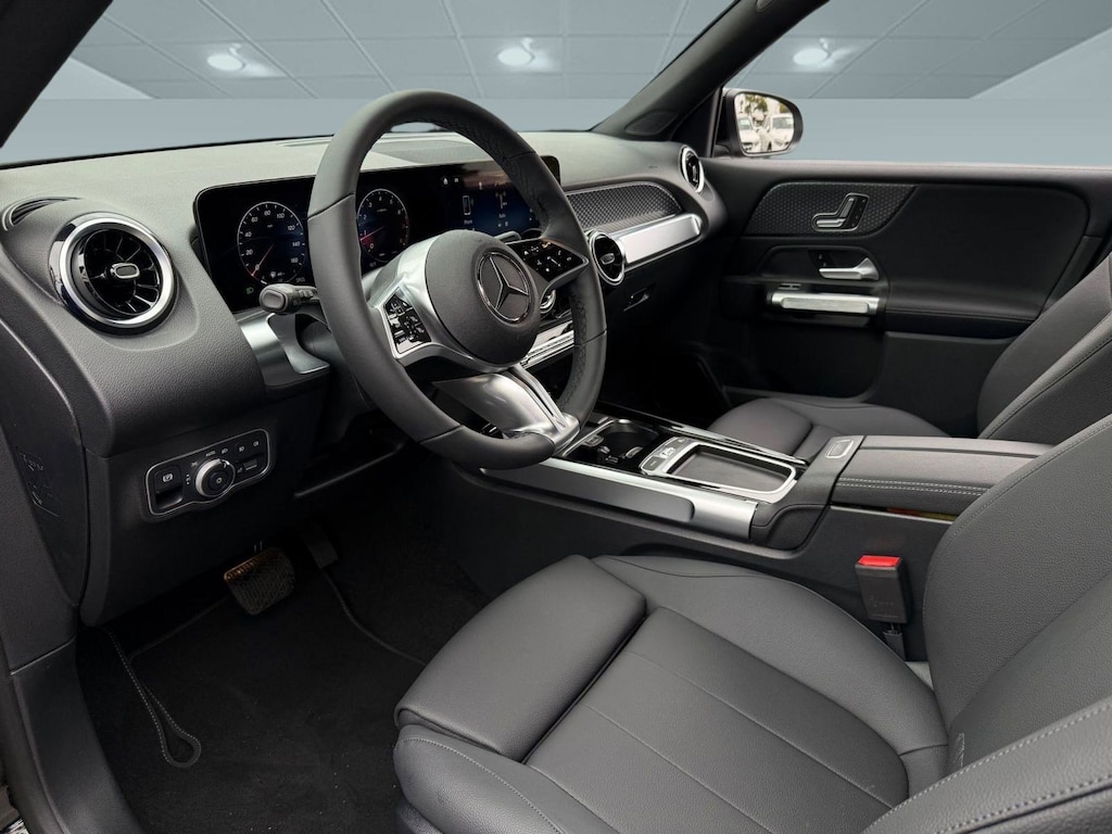 New 2026 Mercedes-Benz GLB 250 SUV