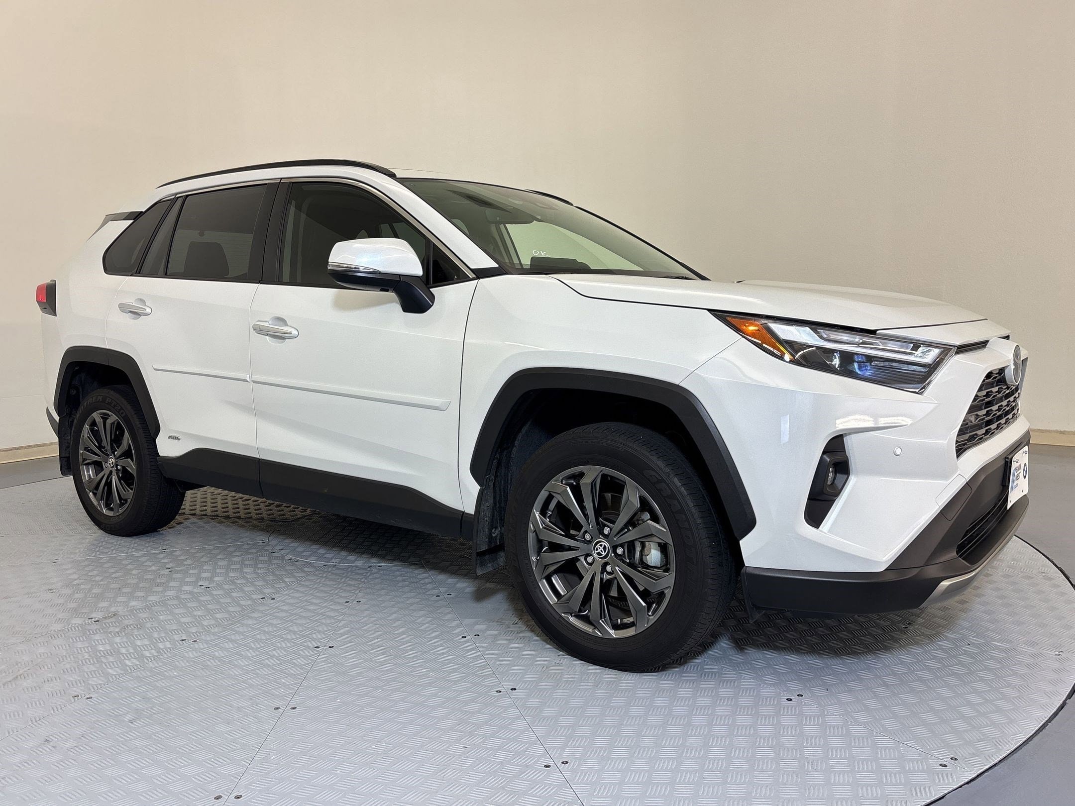 2024 Toyota RAV4 Hybrid Hybrid Limited photo 6