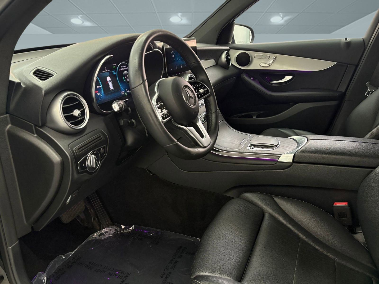 2022 Mercedes Benz GLC 300 4MATIC photo 3