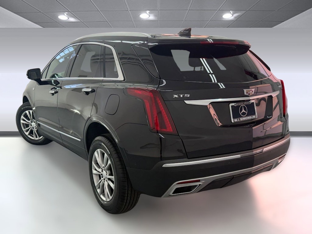 Used 2022 CADILLAC XT5 FWD Premium Luxury SUV