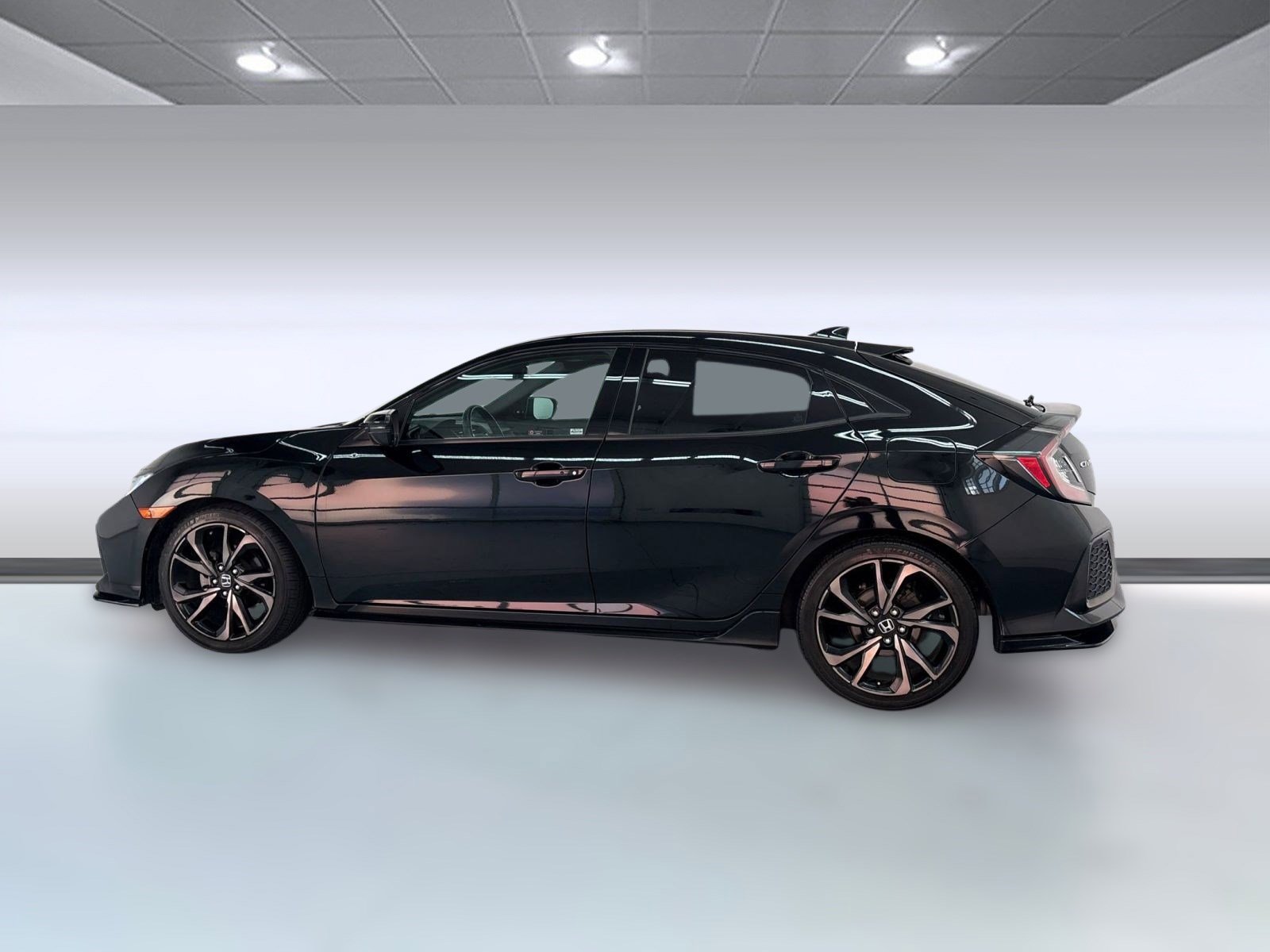 2018 Honda Civic Sport Touring Hatchback photo 2