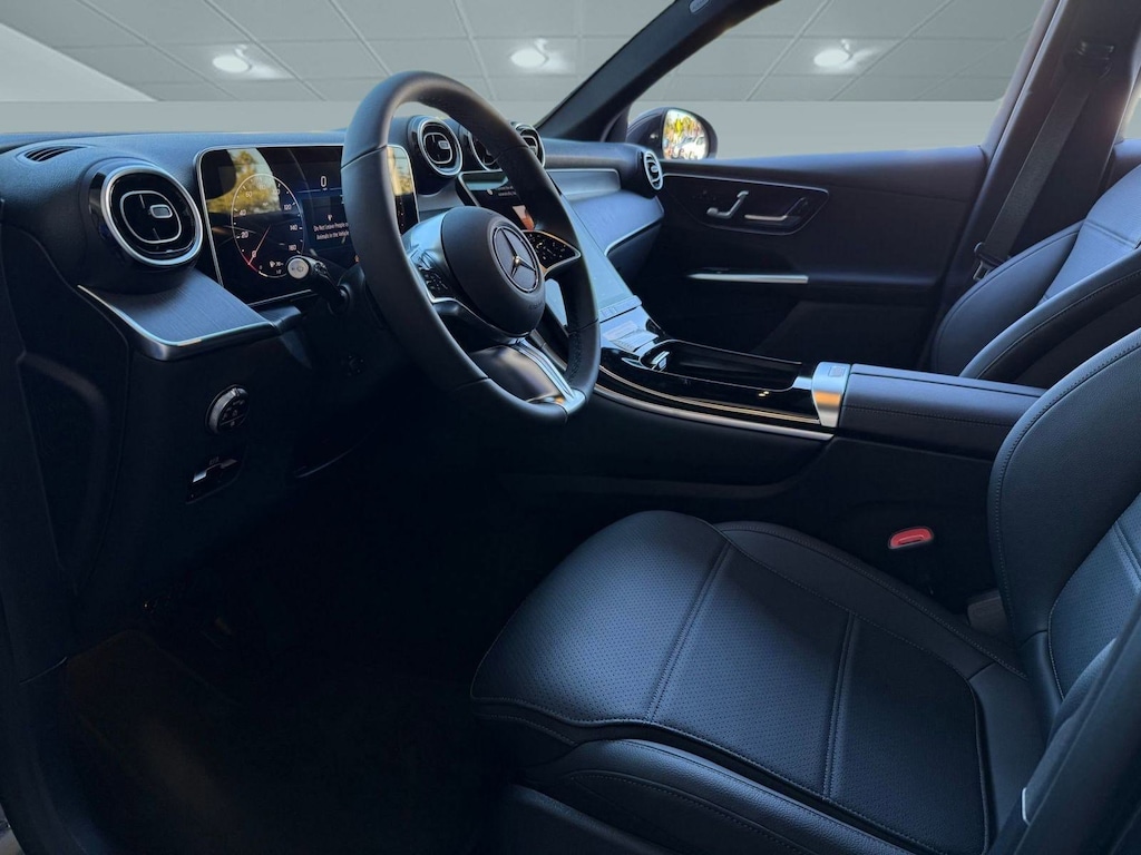 New 2026 Mercedes-Benz GLC 300 SUV