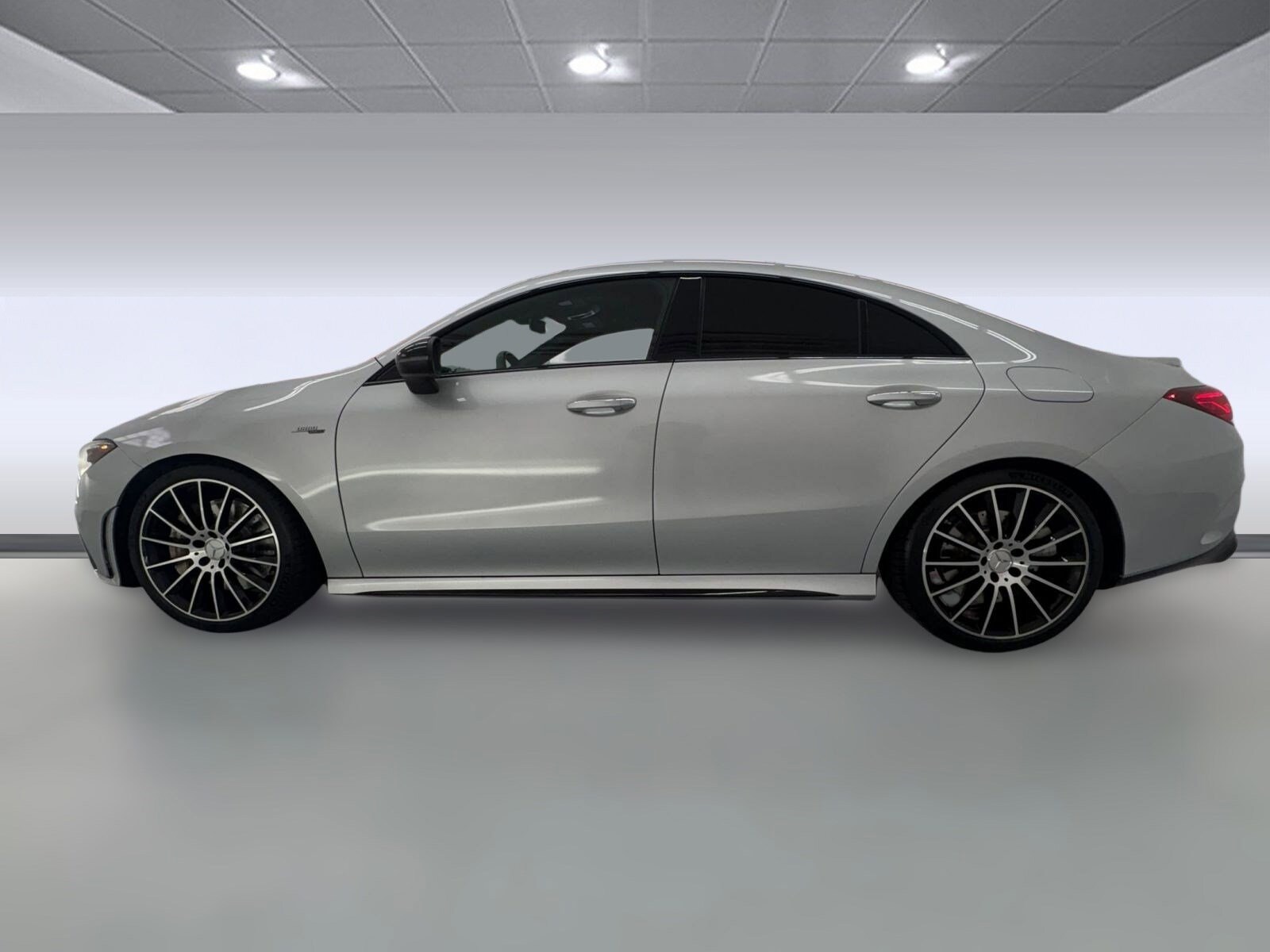 2022 Mercedes Benz CLA AMG 35 photo 2