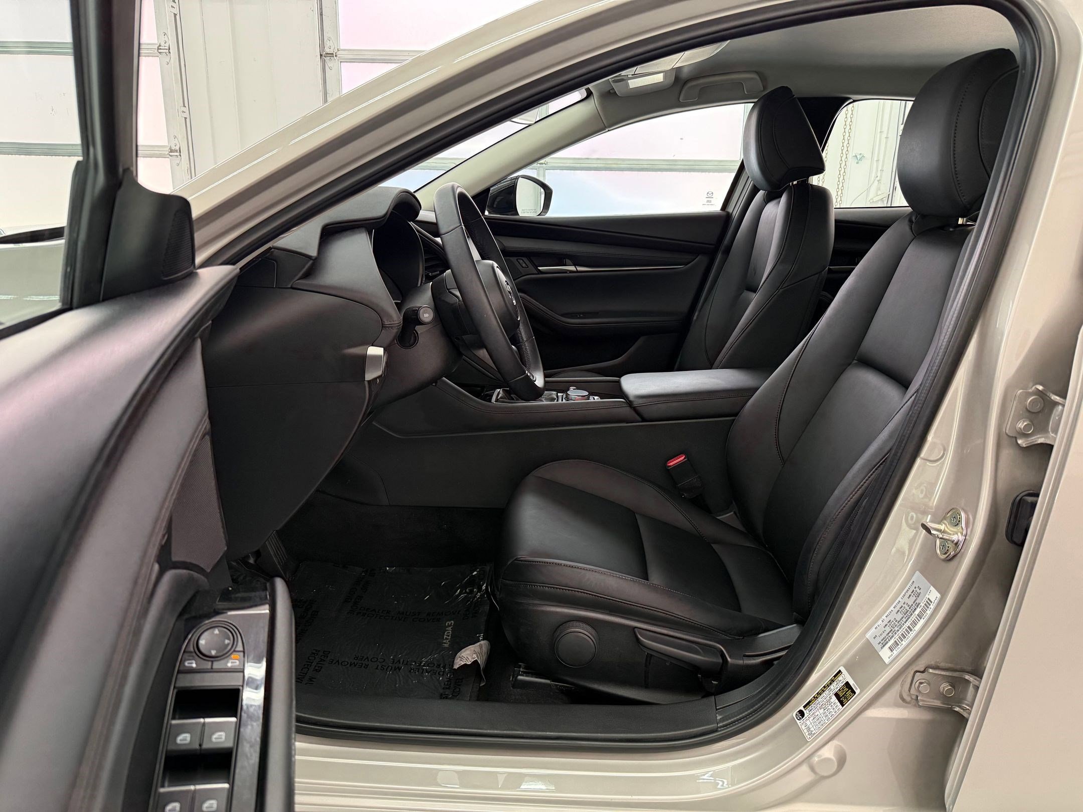 2025 Mazda Mazda3 Sedan 2.5 S Select Sport photo 5