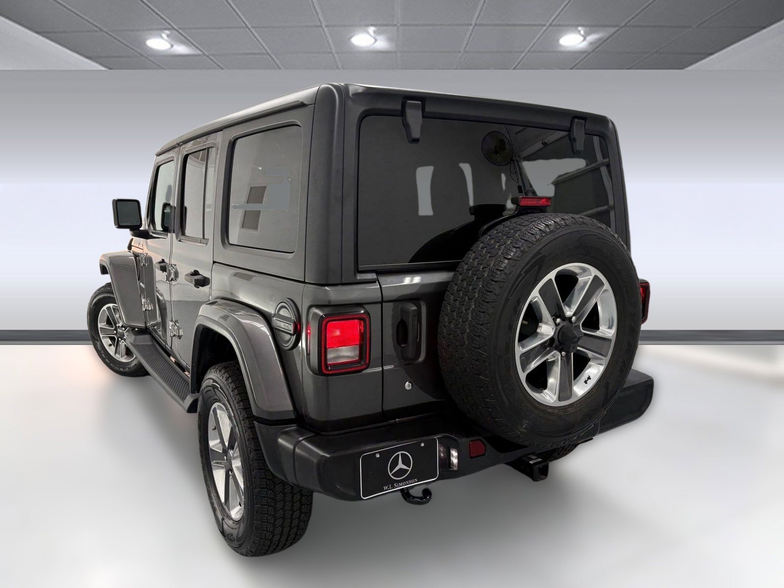 2019 Jeep Wrangler Unlimited Sahara photo 3
