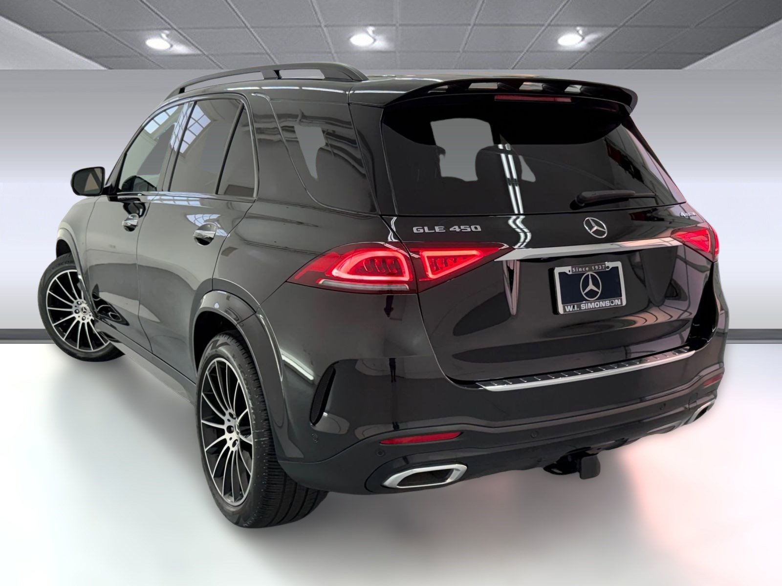 2023 Mercedes Benz GLE 450 4MATIC photo 2