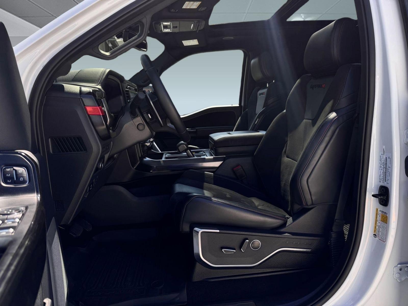 2024 Ford F-150 Raptor photo 4