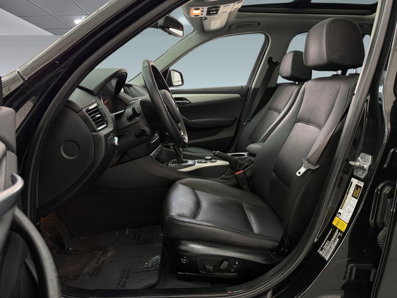 2015 BMW X1 sDrive28i photo 4