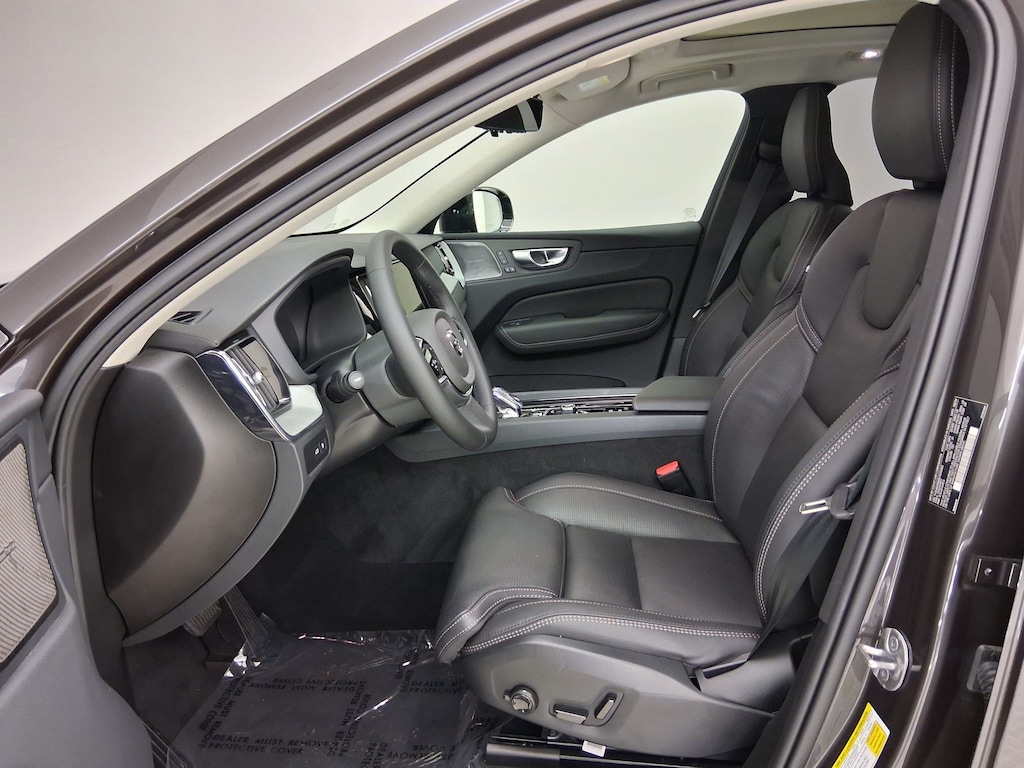 Used 2025 Volvo XC60 plug-in hybrid Ultra SUV