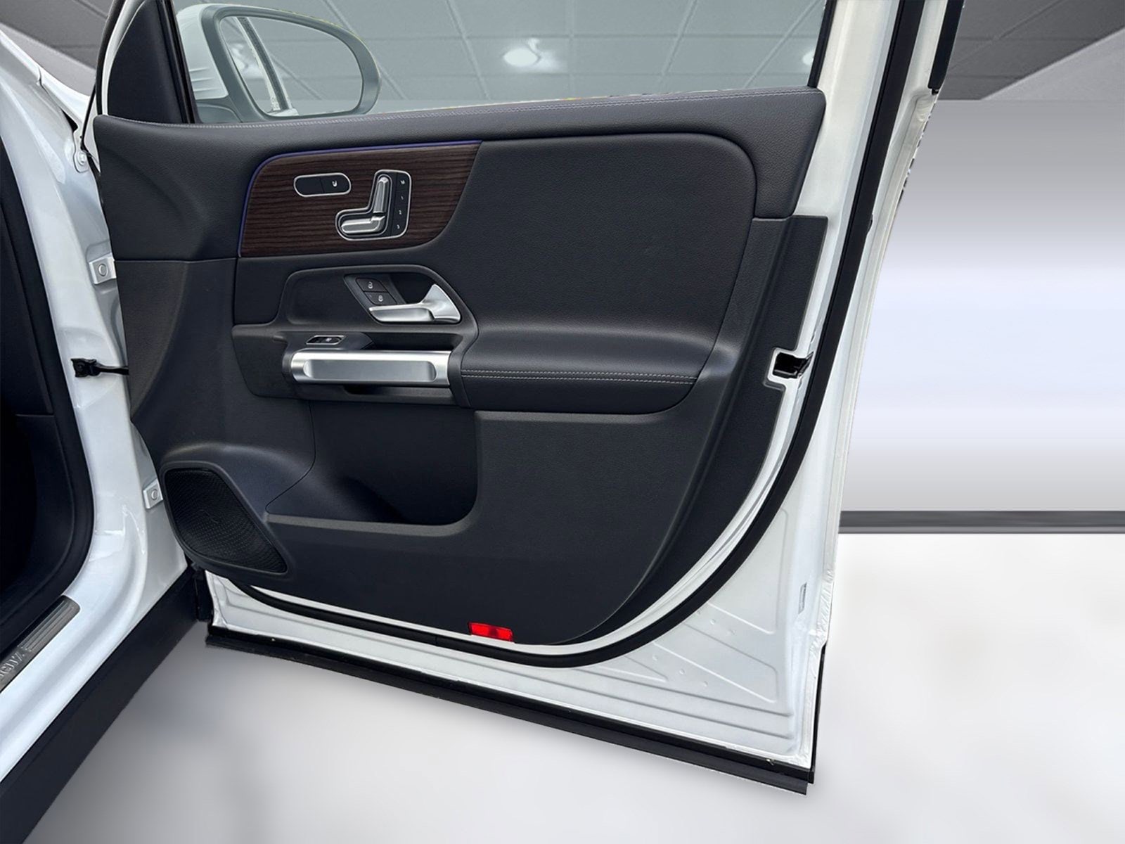 2026 Mercedes-Benz GLB GLB 250 - Photo 24