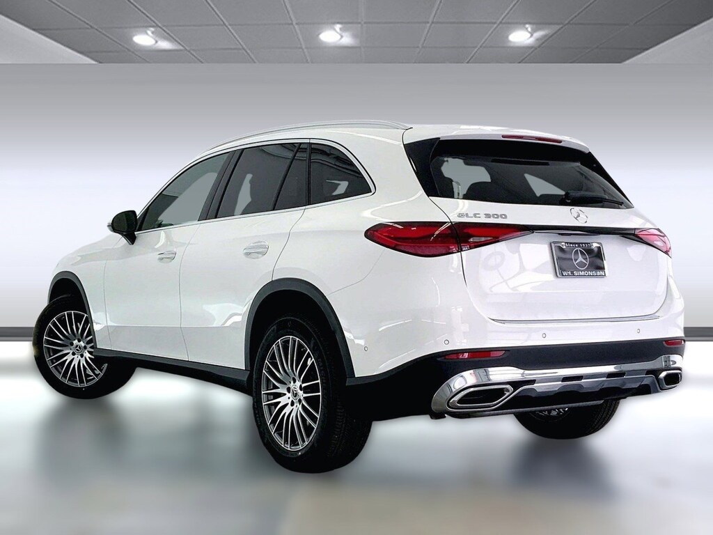 New 2025 Mercedes-Benz GLC 300 SUV