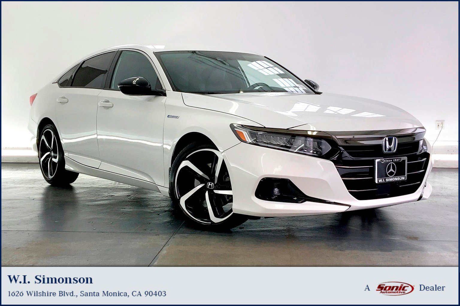 Featured Pre-Owned Specials in Santa Monica | W.I. Simonson