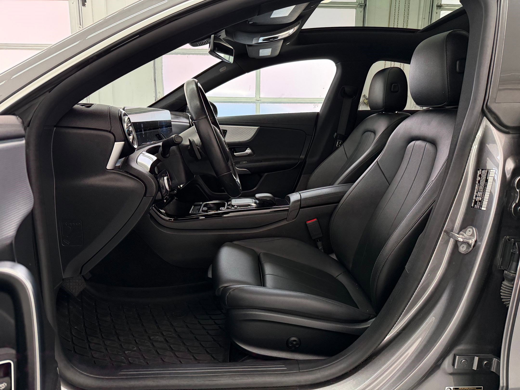 2022 Mercedes-Benz CLA 250 CLA 250 photo 4