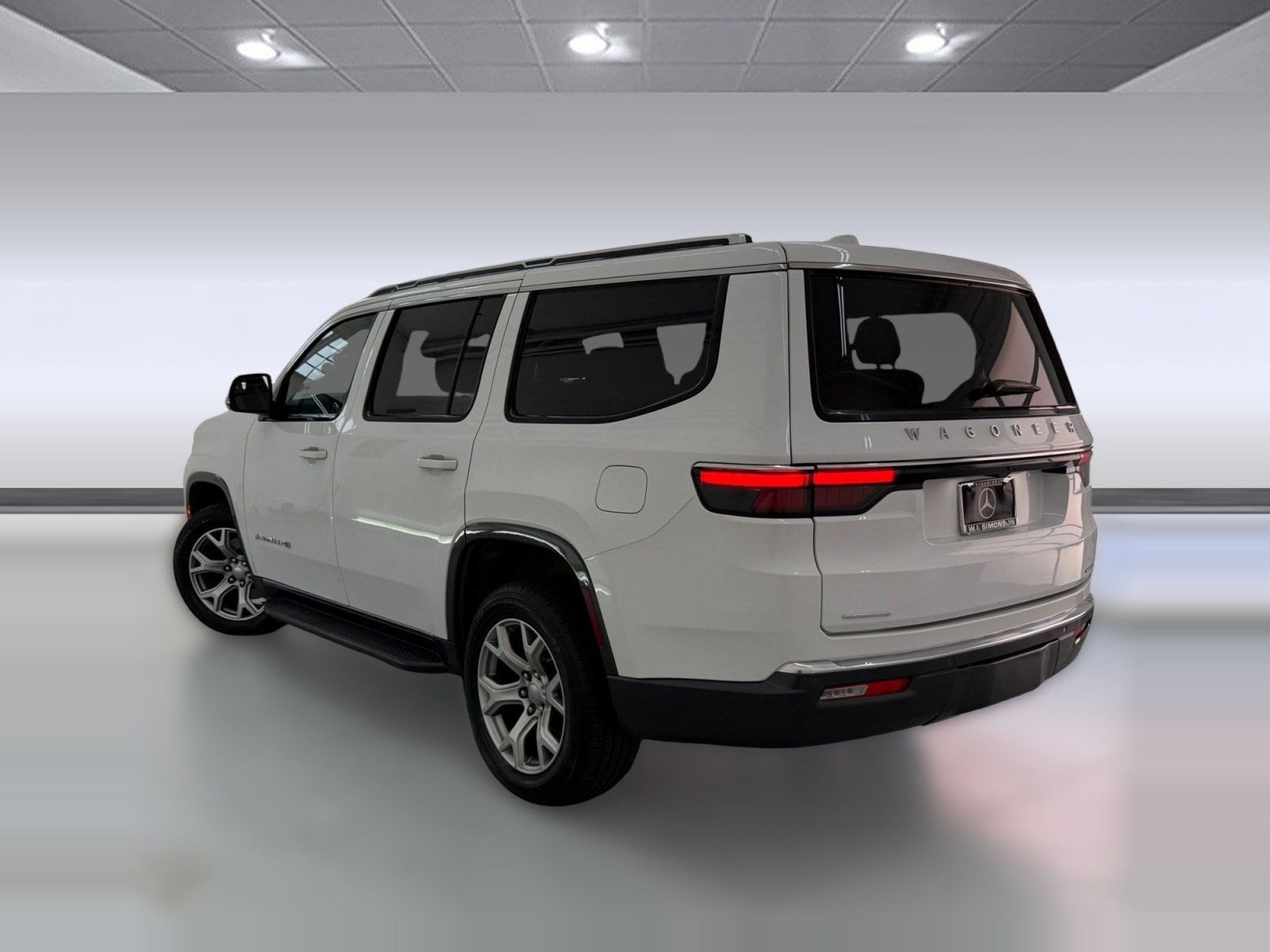 2022 Jeep Wagoneer Series II photo 2