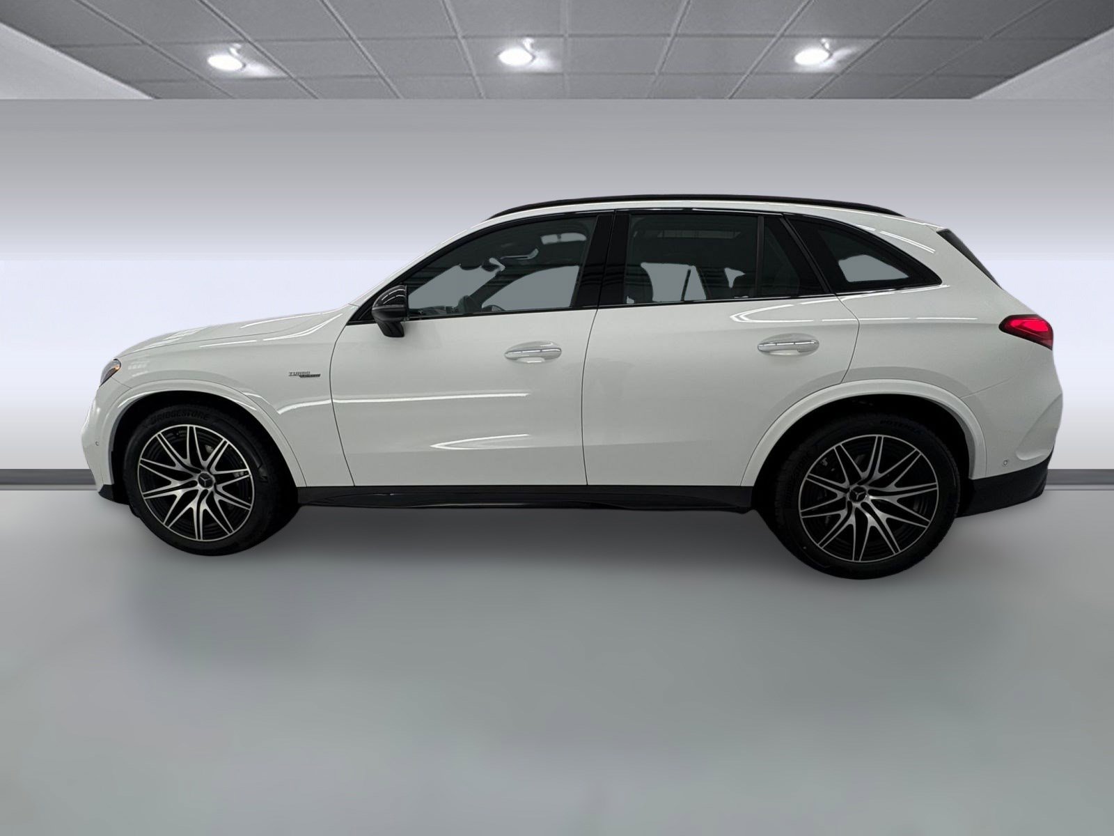 2025 Mercedes Benz GLC AMG 43 photo 2