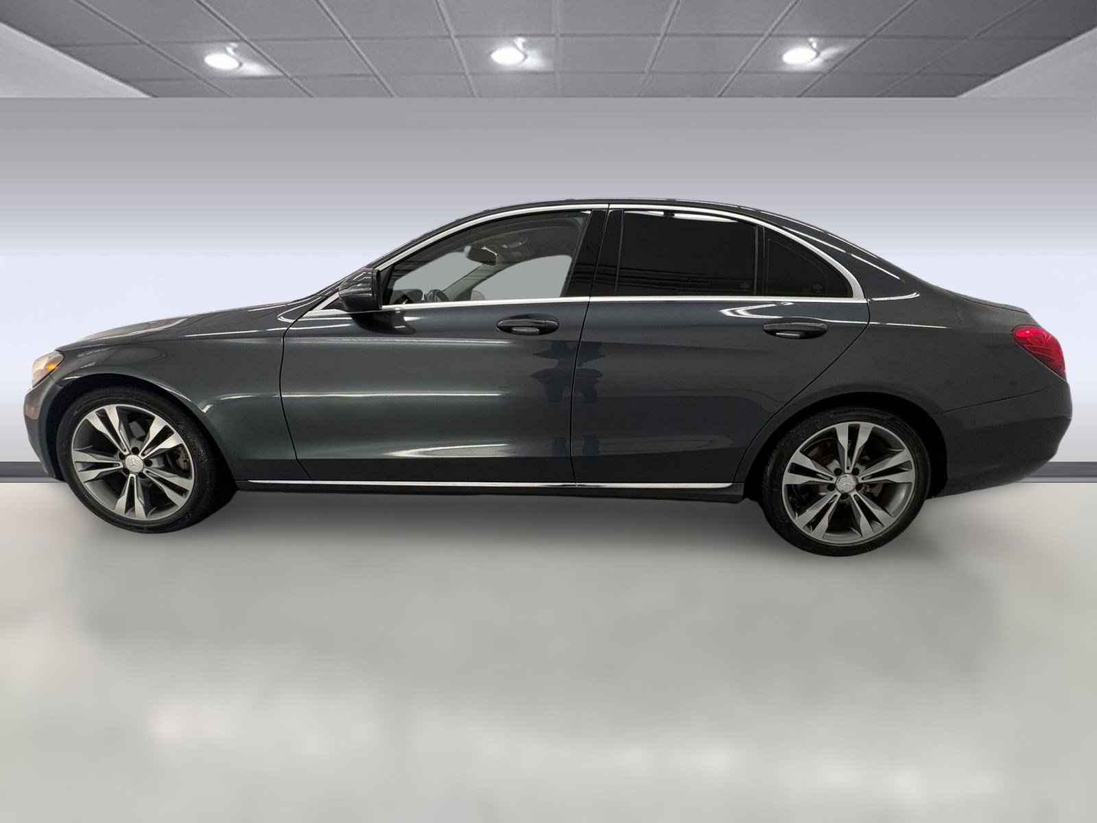 2016 Mercedes Benz C 300 Sedan photo 2