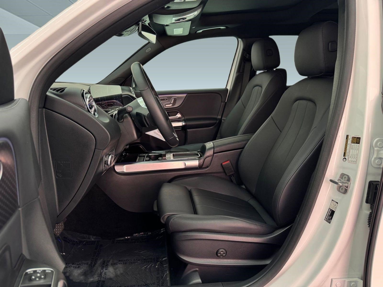 2026 Mercedes-Benz GLB 250 GLB 250 photo 4