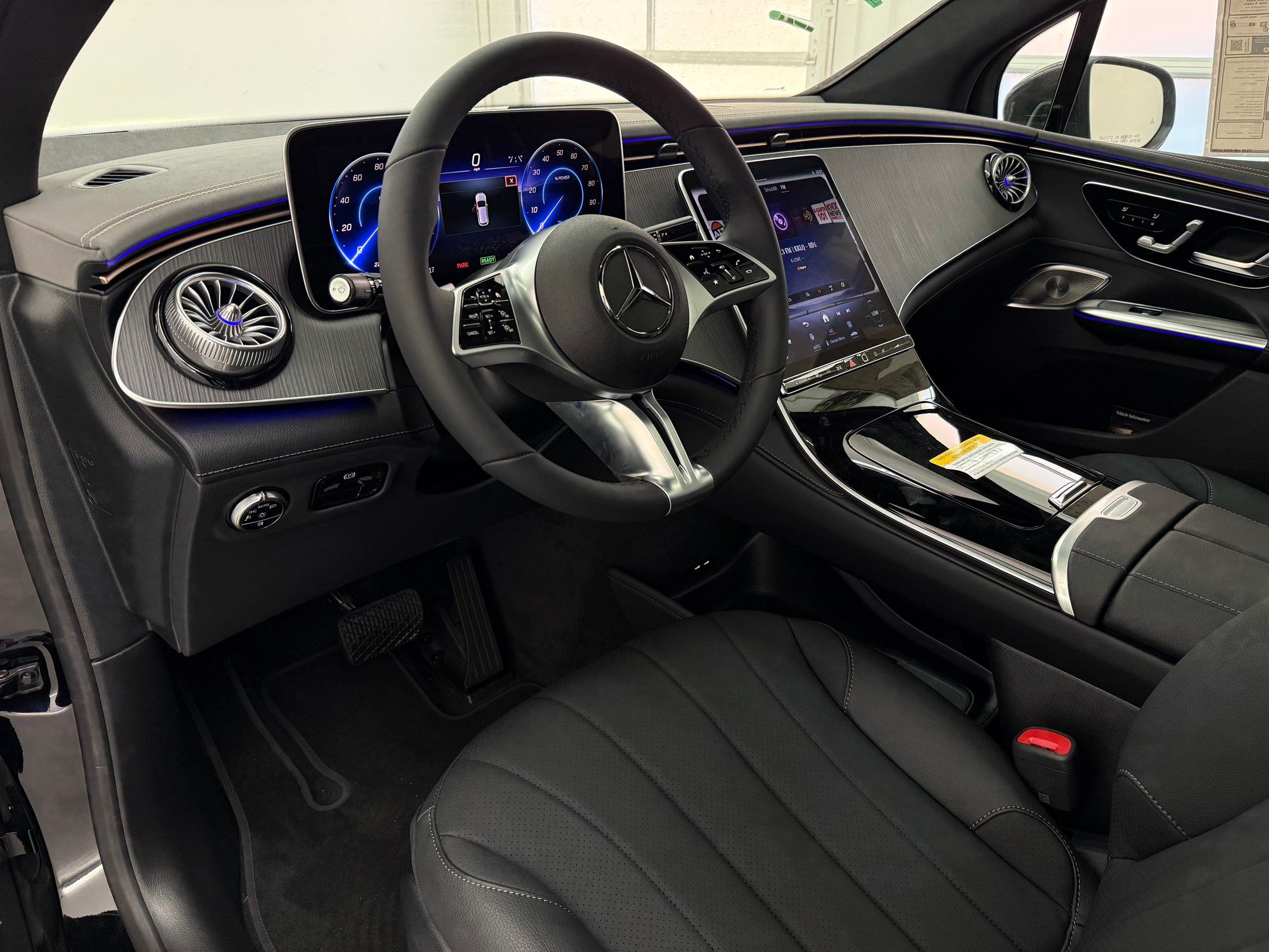 EQE 320+ SUV SUV