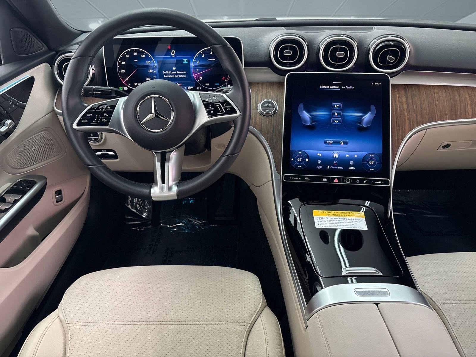 2025 Mercedes Benz C 300 Sedan photo 4