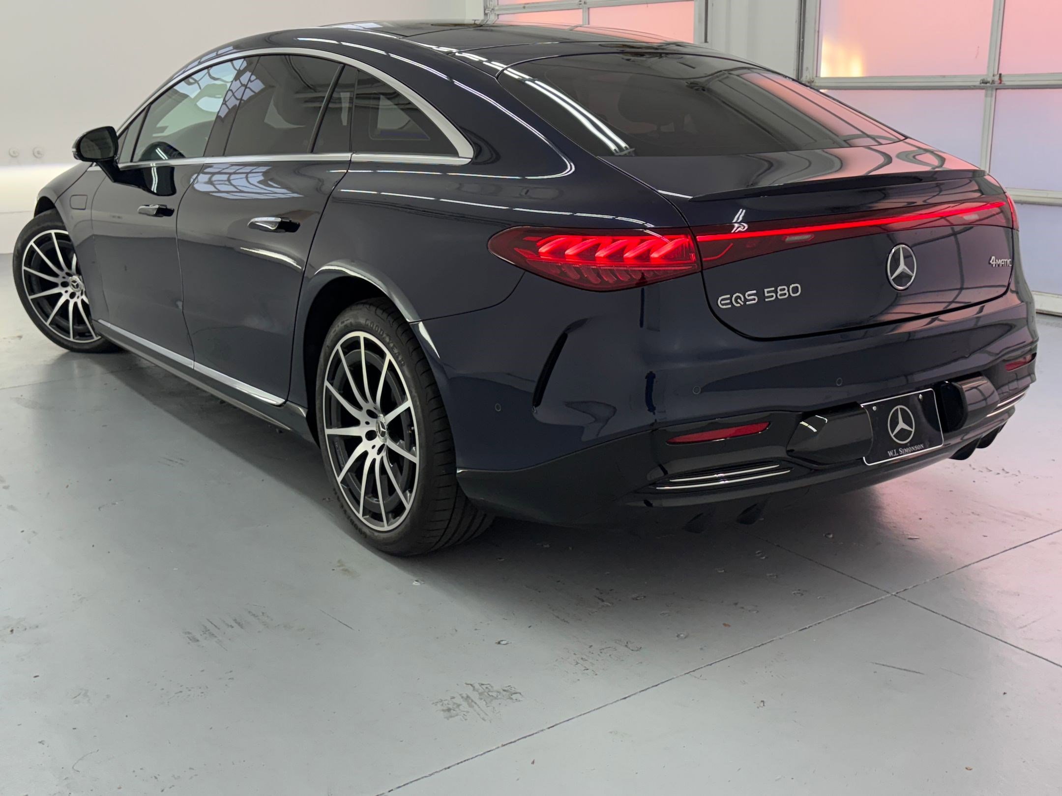 2022 Mercedes Benz EQS Sedan 580 4MATIC photo 3