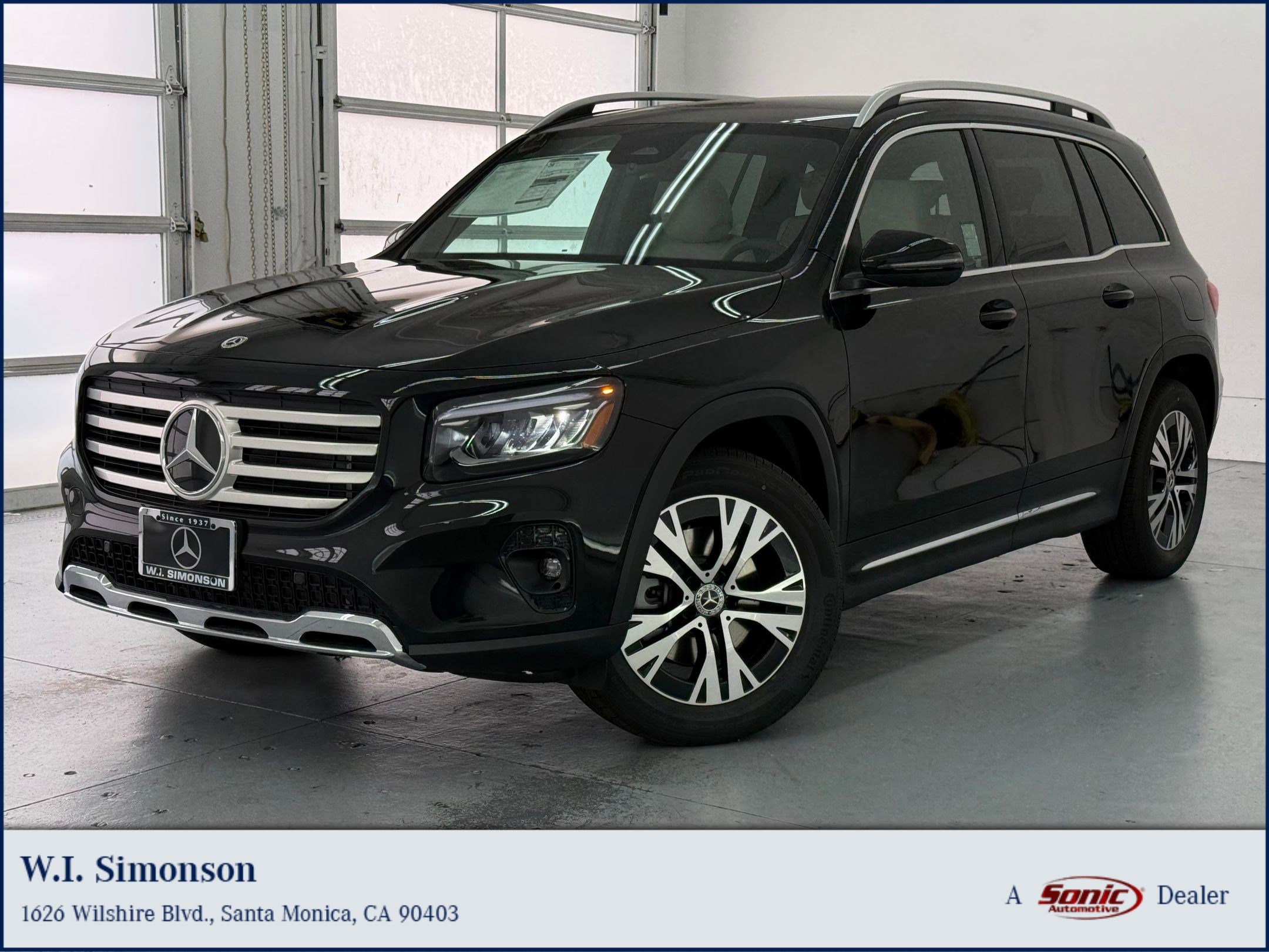2026 Mercedes-Benz GLB's photo