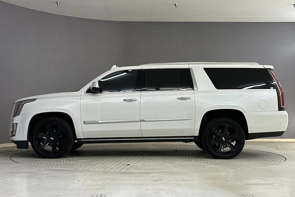 Used 2019 CADILLAC Escalade ESV Premium Luxury SUV