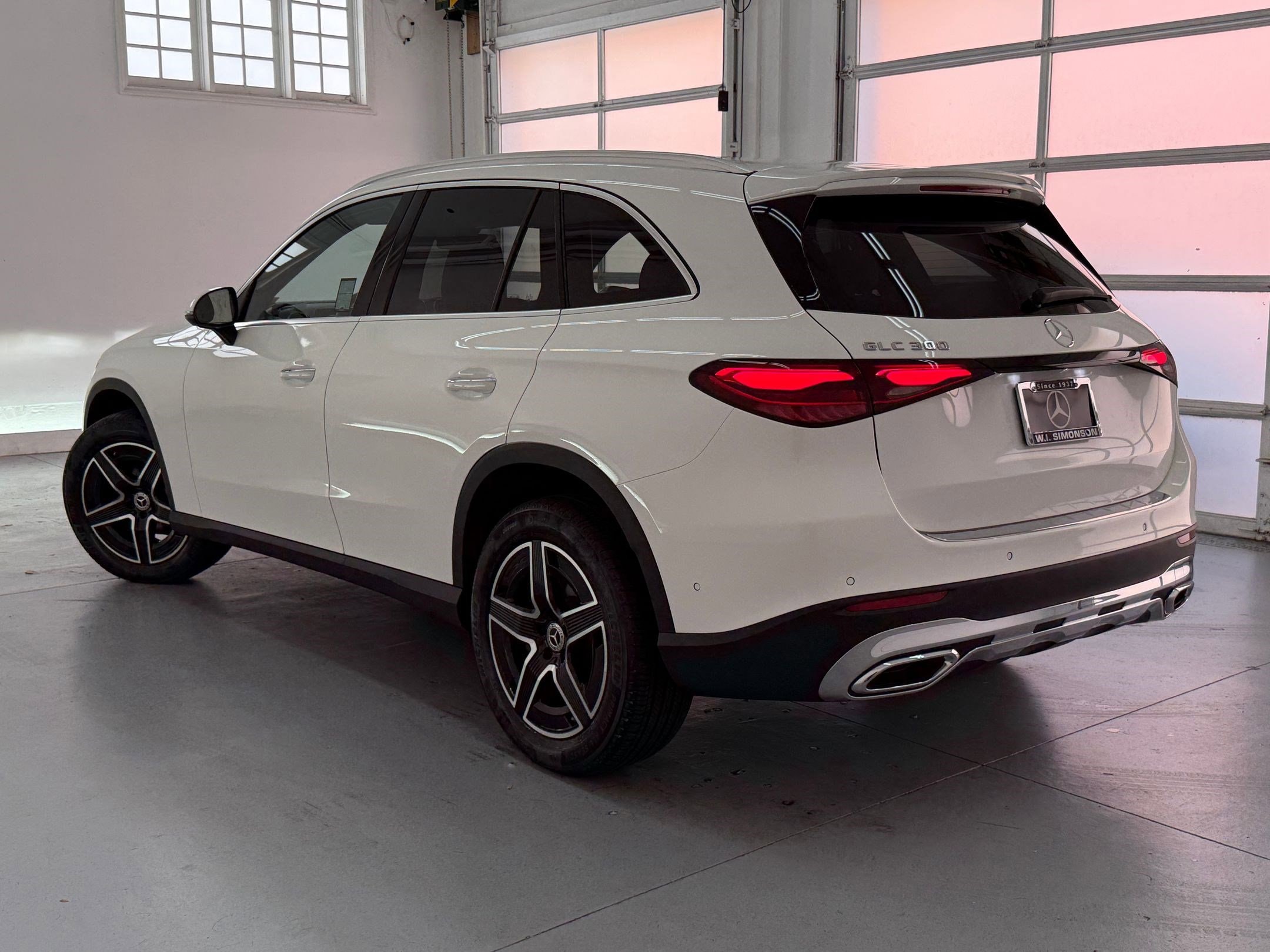2026 Mercedes-Benz GLC 300 GLC 300 photo 2