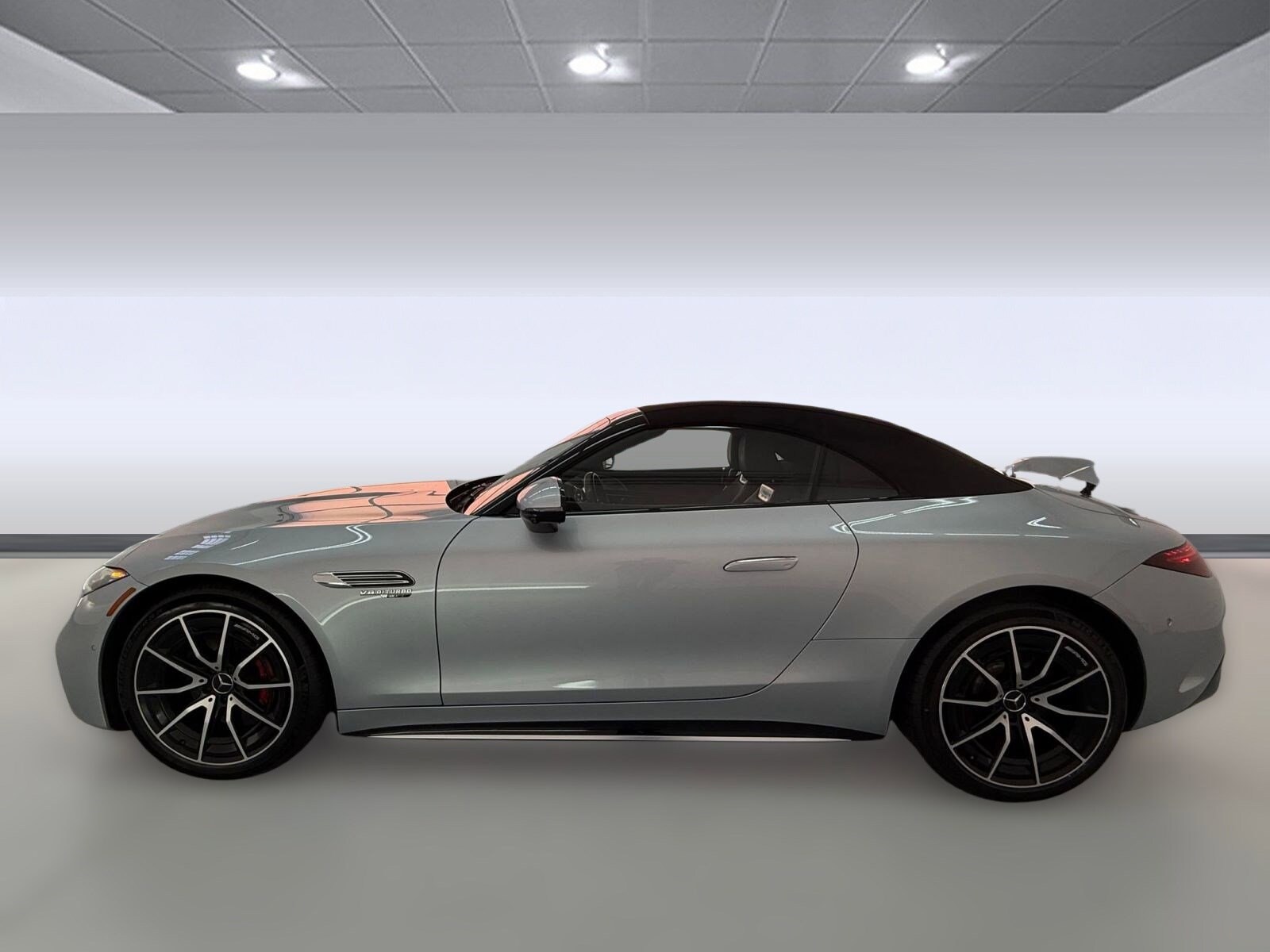 2022 Mercedes Benz SL AMG 55 photo 2