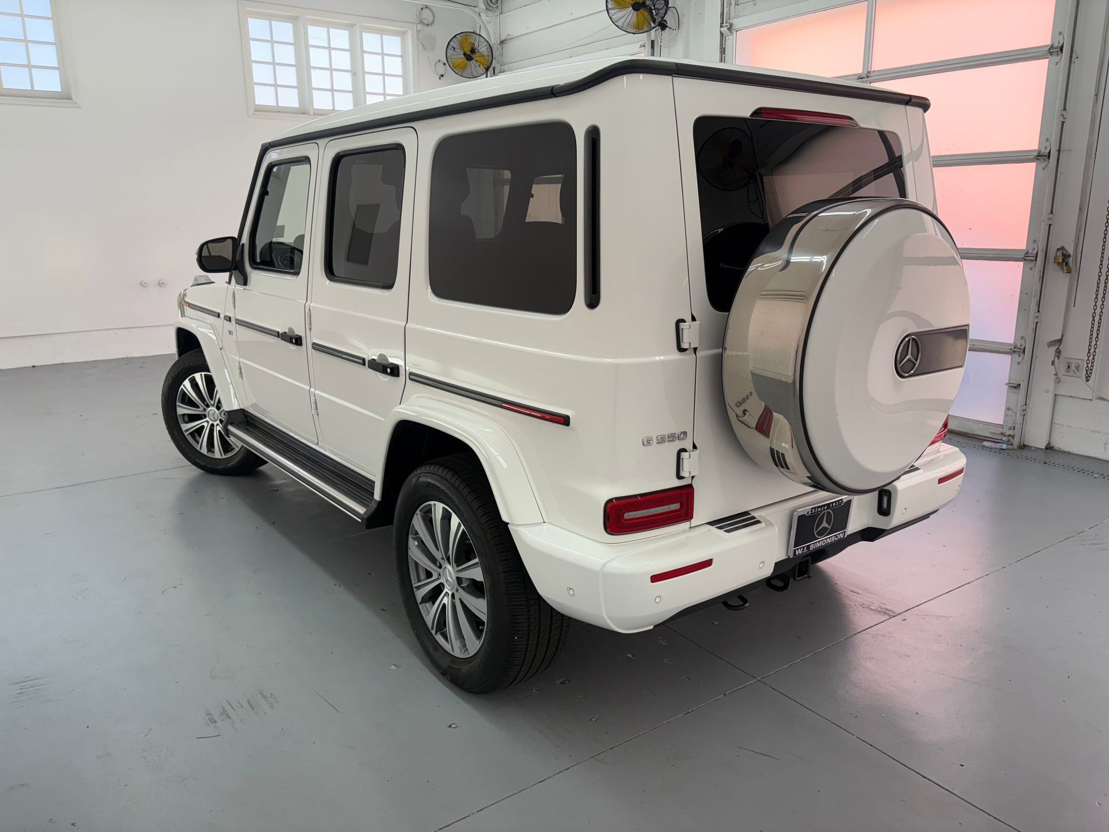 2020 Mercedes Benz G 550 photo 3